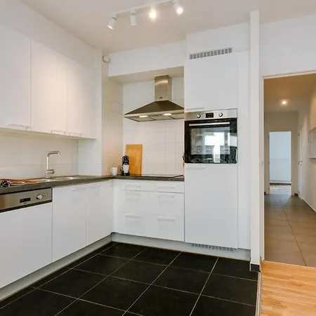 Appartamento Stylish With Terrace And Balcony Anversa
